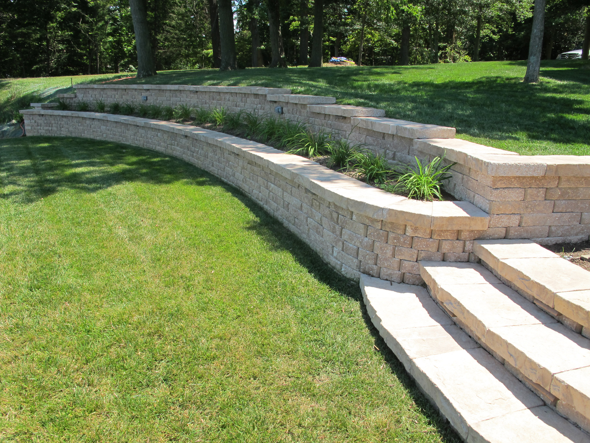 Stone wall installation